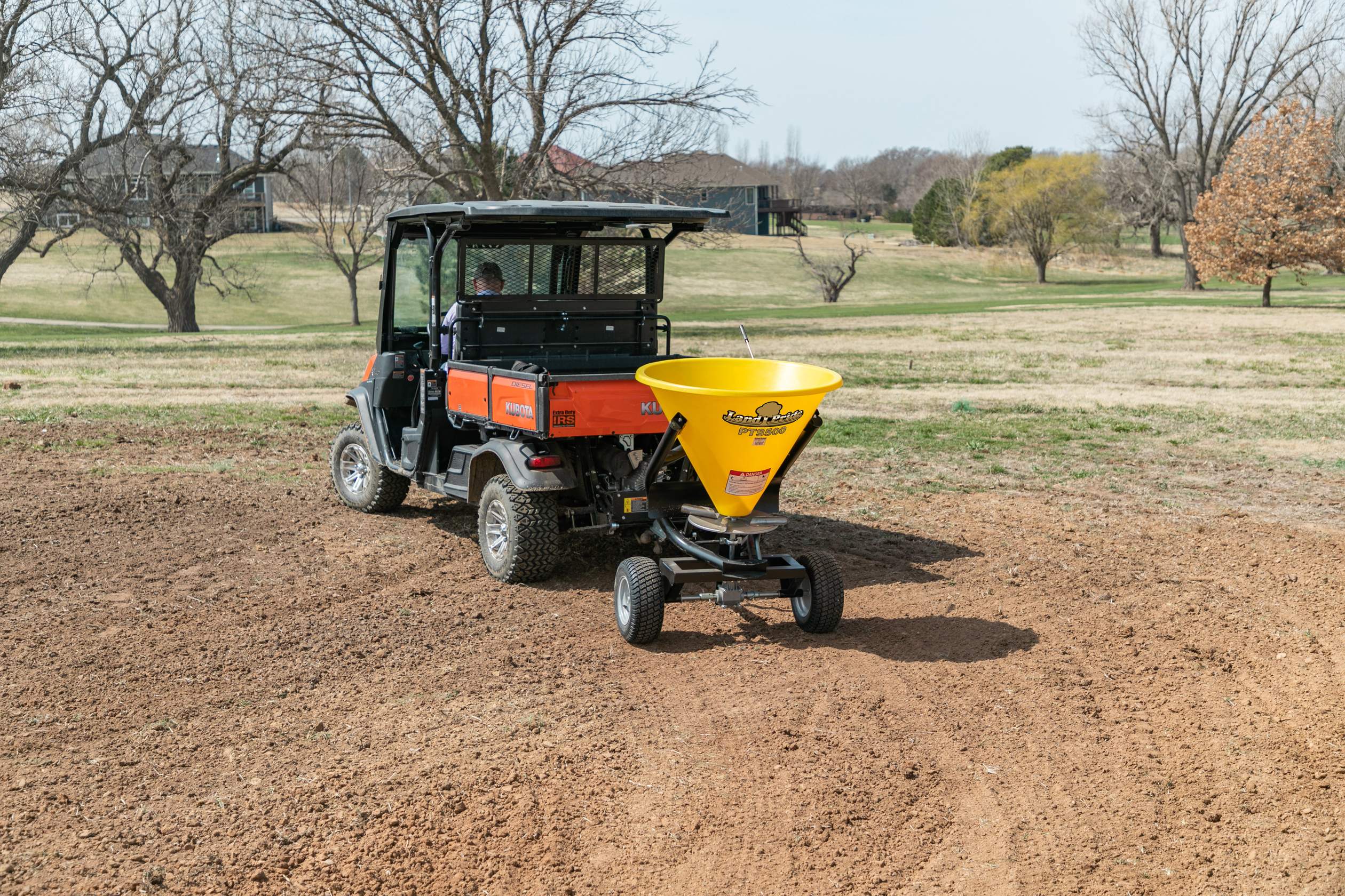 PTS SERIES PULL-TYPE SPREADERS - Dixie Tractor Company